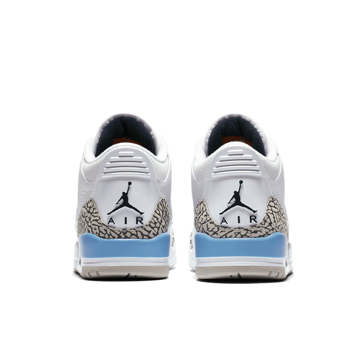 Jordan 3 Retro UNC (2020) Angle 3