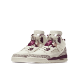 Air Jordan Spizike Bordeaux (GS) Angle 2