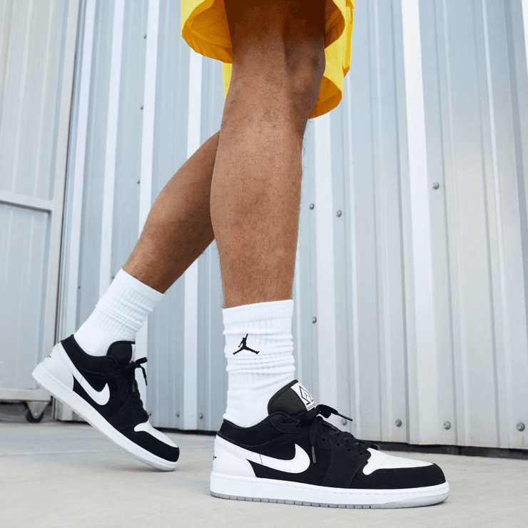 Jordan 1 Low Diamond Shorts Angle 0