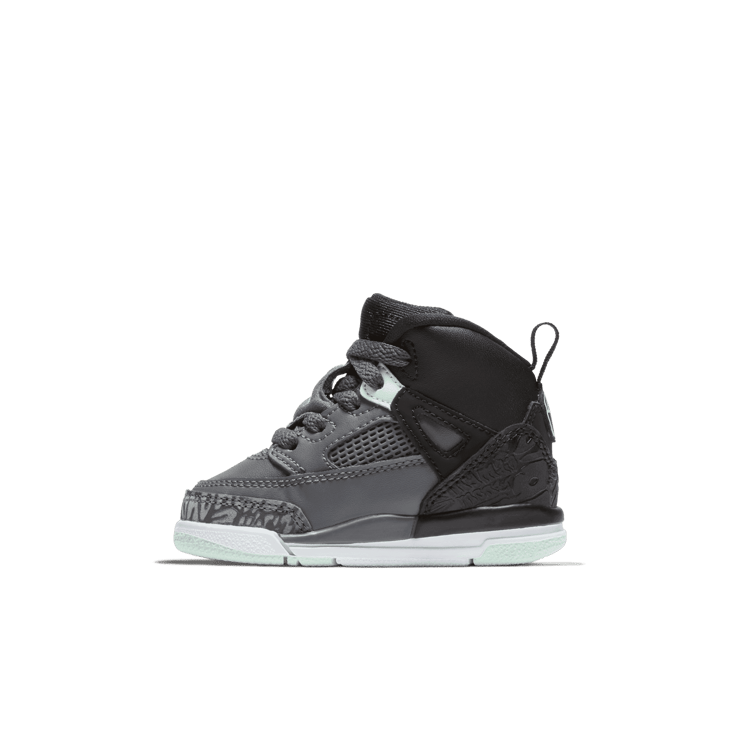 Air Jordan Spizike Mint Foam (TD) Angle 1