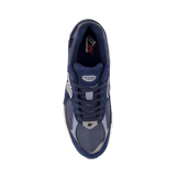 New Balance 2002R Gore-Tex Navy Arctic Grey Angle 1