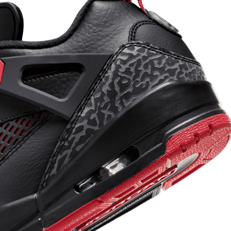 Air Jordan Spizike Low Bred Angle 5