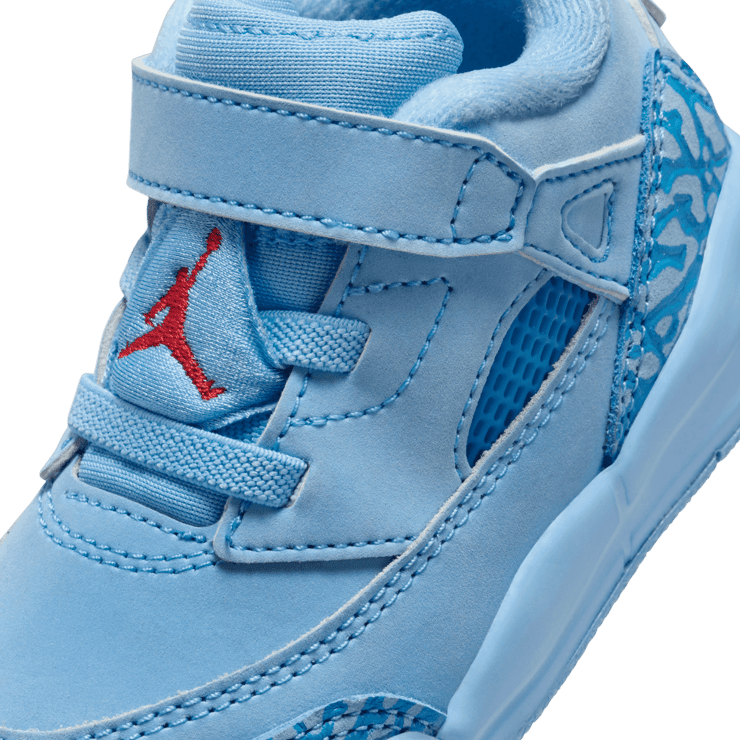 Air Jordan Spizike Low Houston Oilers (TD) Angle 4