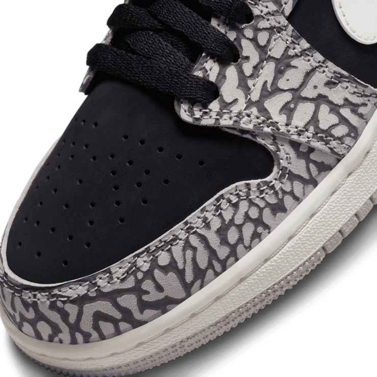 Air Jordan 1 Low OG Black Cement (GS) Angle 4
