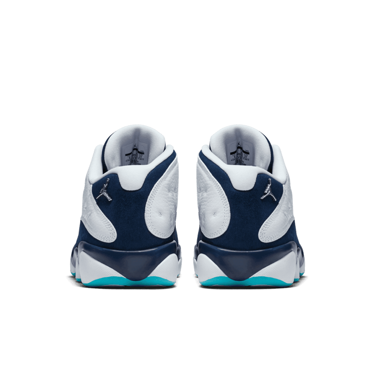 Air Jordan 13 Retro Low Hornets Angle 3