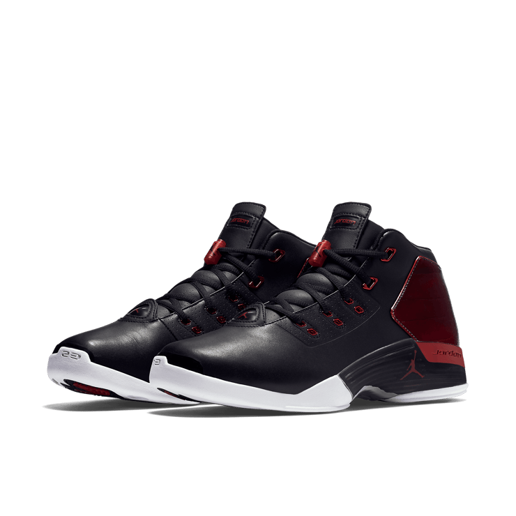 Air Jordan 17 Retro Chicago Bulls Angle 2