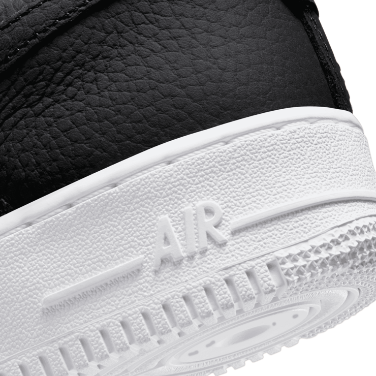 Nike Air Force 1 Craft Black Angle 5