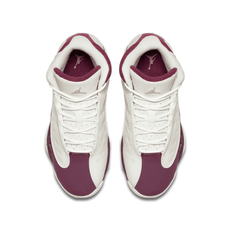 Air Jordan 13 Retro Bordeaux (GS) Angle 1