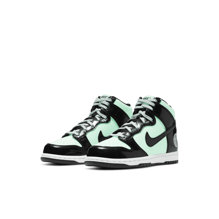 Nike Dunk High SE All-Star (2021) (PS) Angle 2