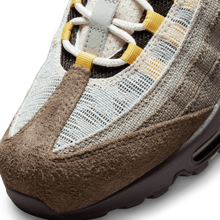 Nike Air Max 95 Ironstone Angle 4