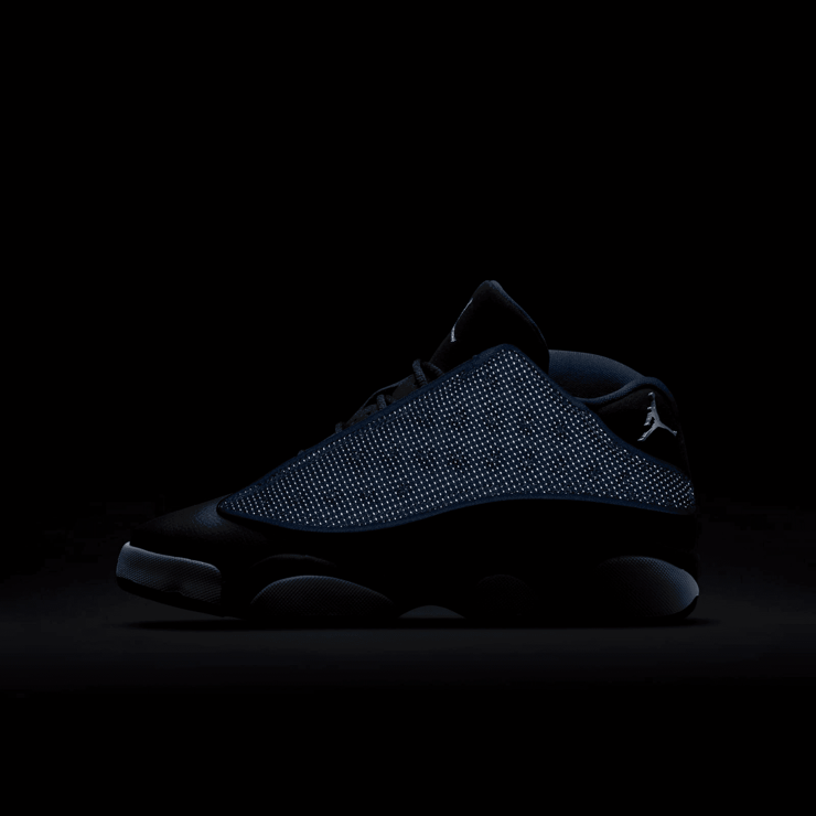 Air Jordan 13 Retro Low Brave Blue (GS) Angle 4