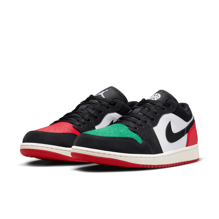 Air Jordan 1 Low SE Quai54 Angle 2