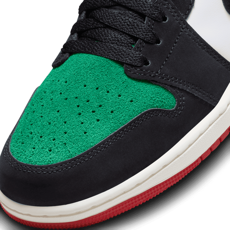 Air Jordan 1 Low SE Quai54 Angle 4