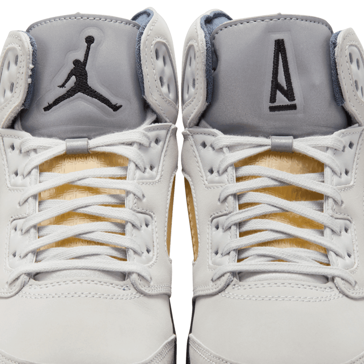 Air Jordan 5 Retro SP A Ma Maniere Photon Dust Dawn (W) Angle 7