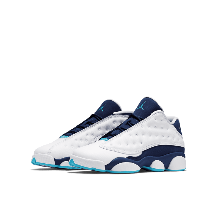 Air Jordan 13 Retro Low Hornets (GS) Angle 2