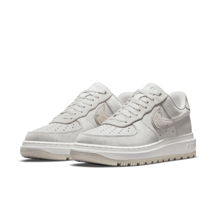 Nike Air Force 1 Luxe Summit White Light Bone Angle 2