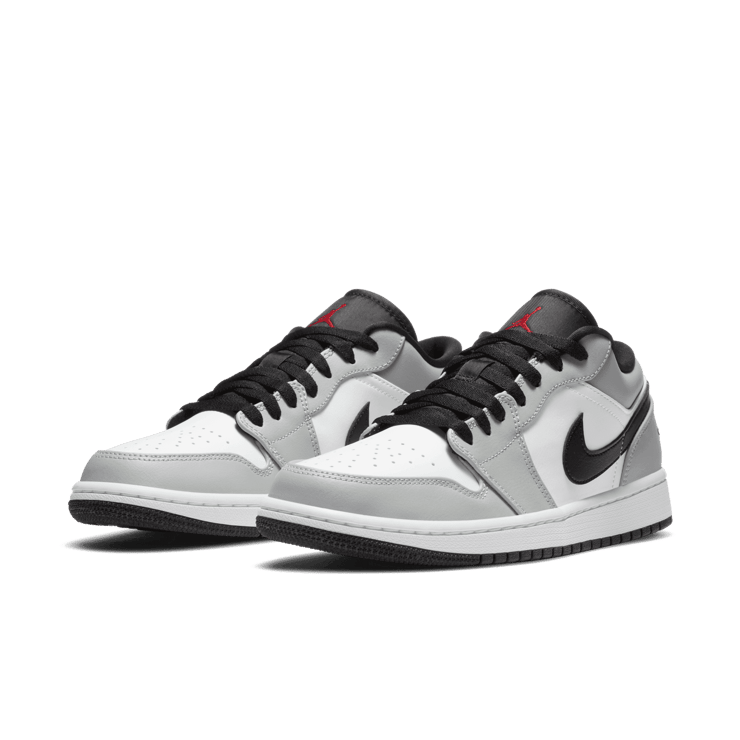 Air Jordan 1 Low Light Smoke Grey Angle 2