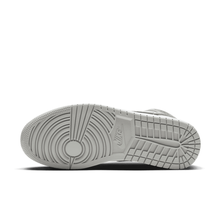Air Jordan 1 Mid Light Smoke Grey Angle 0