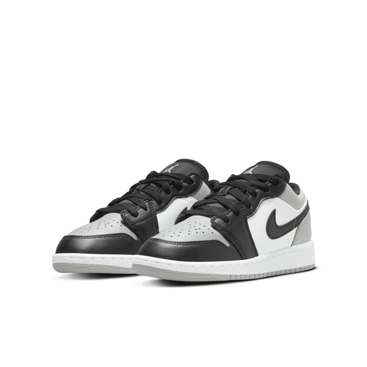 Air Jordan 1 Low Shadow Toe (GS) Angle 2