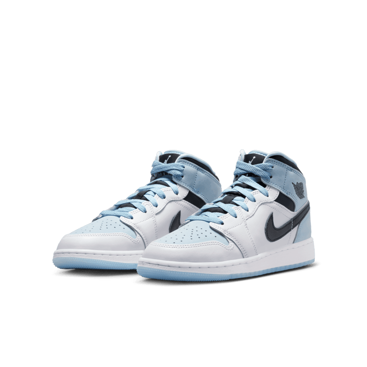 Air Jordan 1 Mid SE Ice Blue (2023) (GS) Angle 2