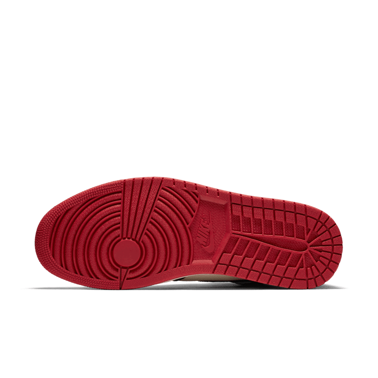 Air Jordan 1 Retro High Bred Toe Angle 0