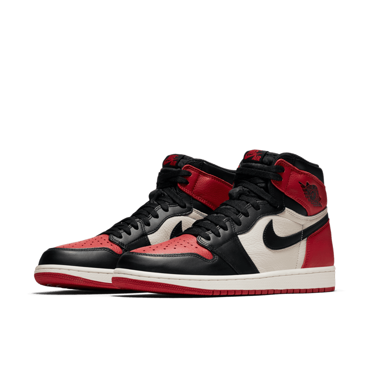 Air Jordan 1 Retro High Bred Toe Angle 2