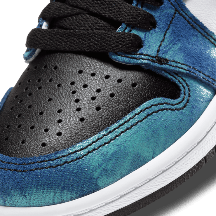 Air Jordan 1 Retro High Tie Dye (PS) Angle 4