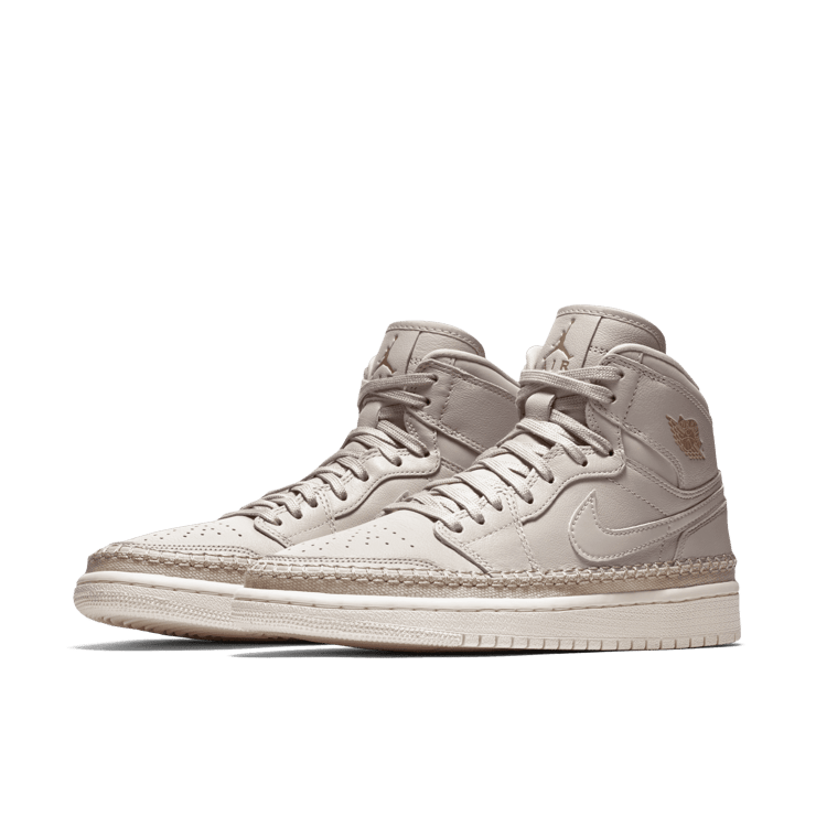 Air Jordan 1 Retro High Desert Sand (W) Angle 2