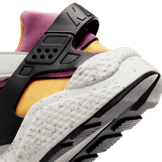 Nike Air Huarache University Gold Pink Angle 5