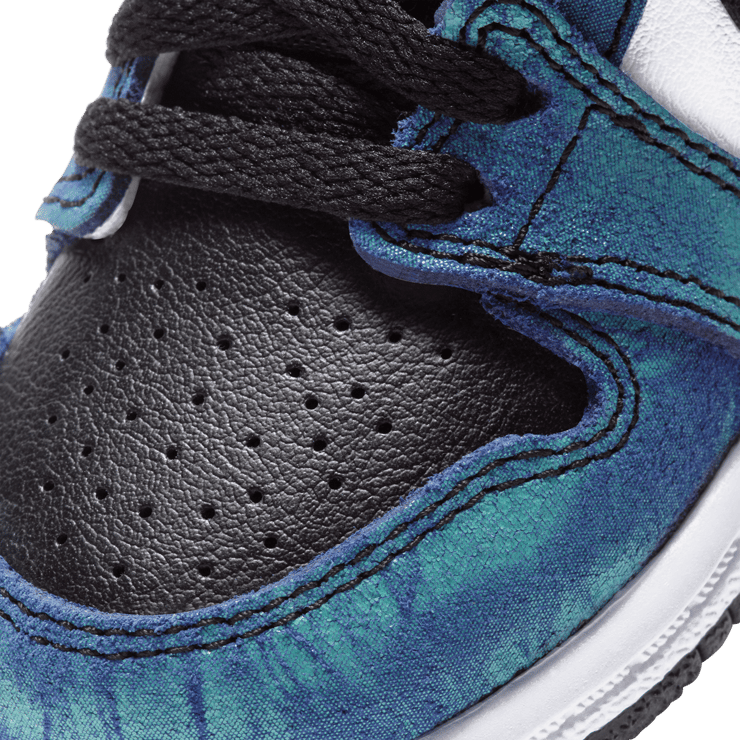 Air Jordan 1 Retro High Tie Dye (TD) Angle 4