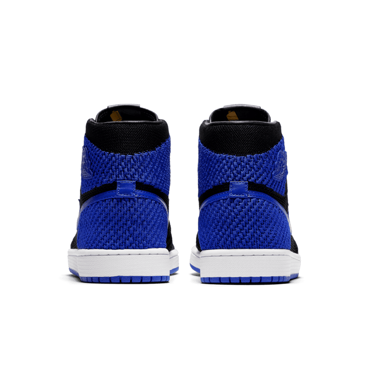 Air Jordan 1 Retro High Flyknit Royal Angle 3