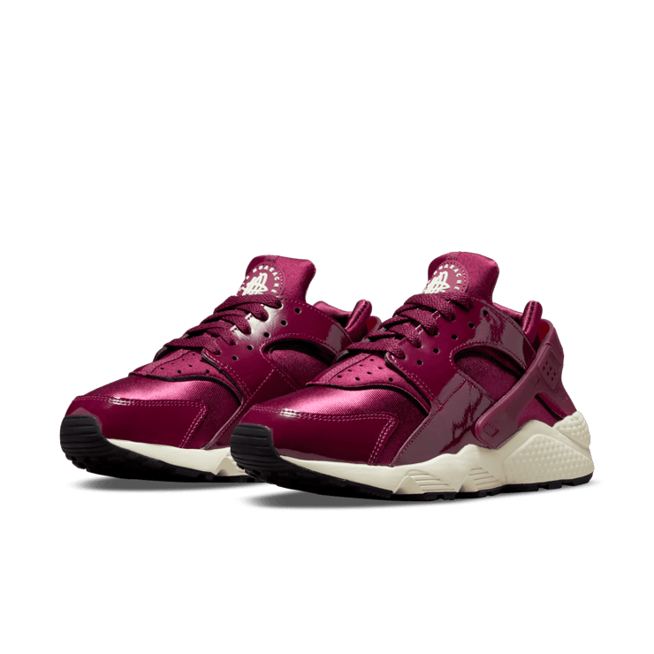 Nike Air Huarache Dark Beetroot (W) Angle 2