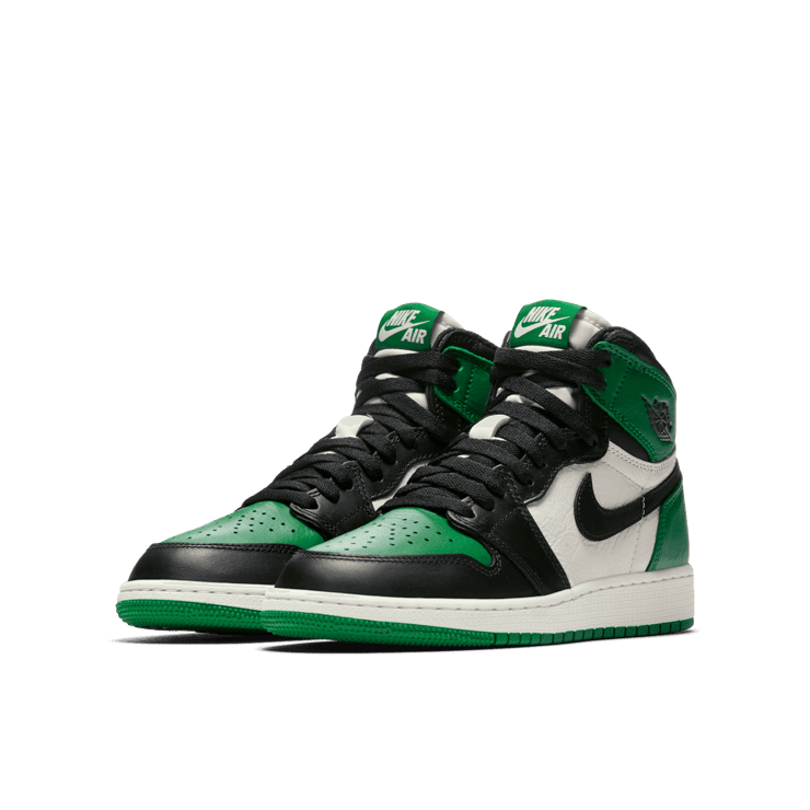 Air Jordan 1 Retro High Pine Green (GS) Angle 2