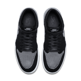 Air Jordan 1 Retro High Flyknit Shadow Angle 1