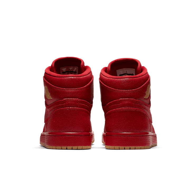 Air Jordan 1 Retro High Dip-Toe Red (W) Angle 3