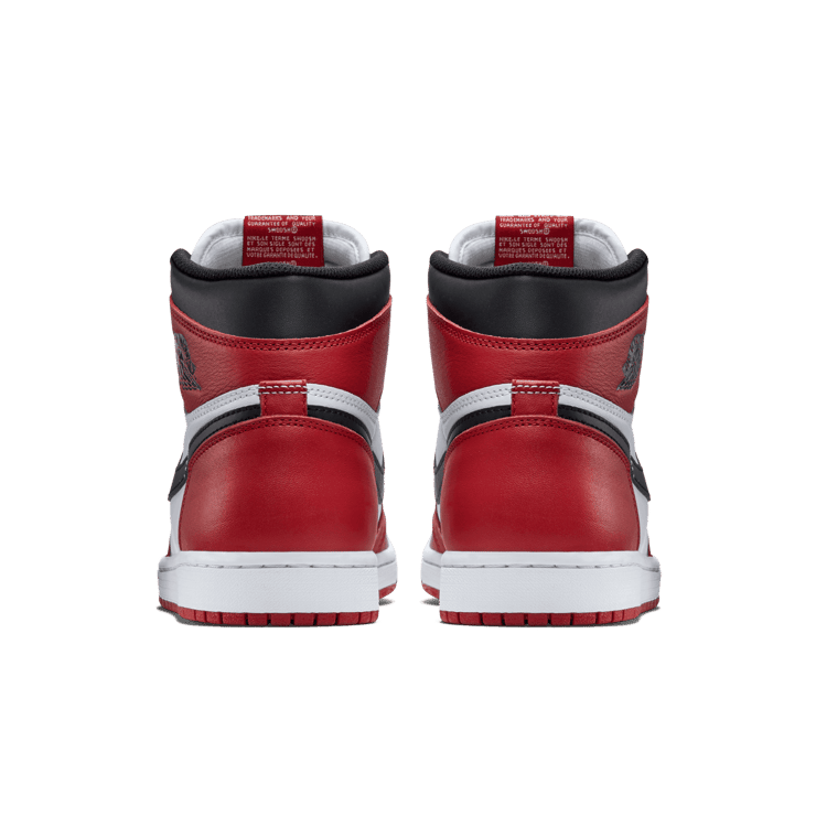 Air Jordan 1 Retro Chicago (2015) Angle 3