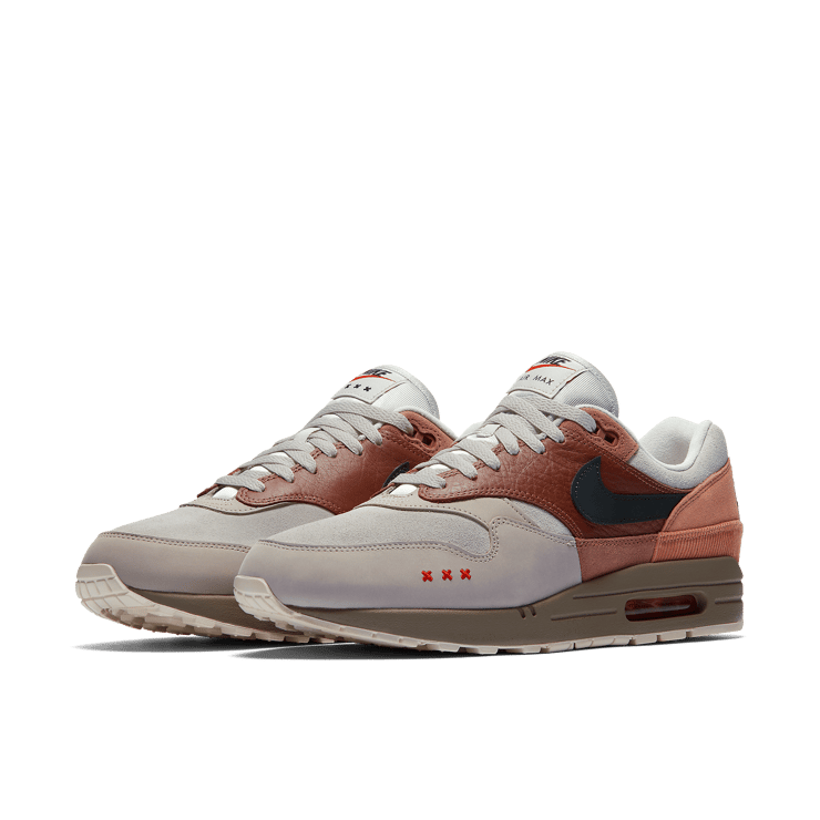 Nike Air Max 1 Amsterdam Angle 2