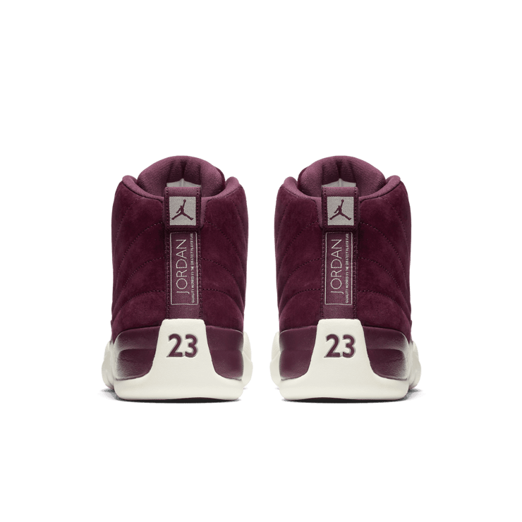 Air Jordan 12 Retro Bordeaux Angle 3