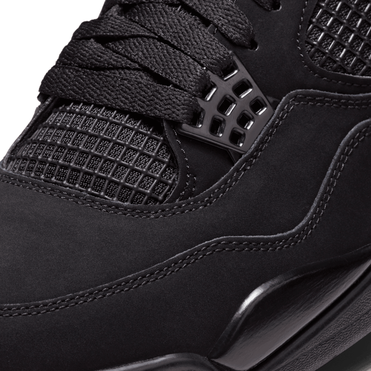 Air Jordan 4 Retro Black Cat (2020) Angle 4