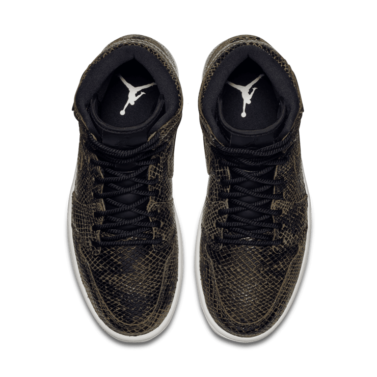 Air Jordan 1 Retro High Snakeskin (W) Angle 1