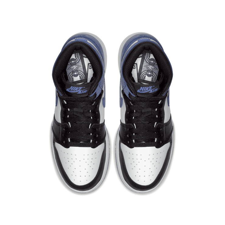 Air Jordan 1 Retro High Blue Moon (GS) Angle 1