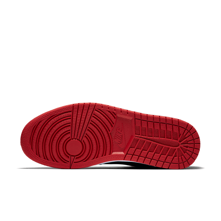 Air Jordan 1 Retro Ultra High Bred Angle 0