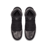 Air Jordan 1 Retro High Heiress Camo (GS) Angle 1