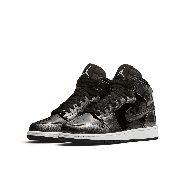 Air Jordan 1 Retro High Black Patent (GS) Angle 2