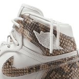 シューズ(女性用) Air Jordan 1 Retro High White Snake 楽天市場】NIKE WMNS AIR JORDAN 1 RETRO HI PRM 