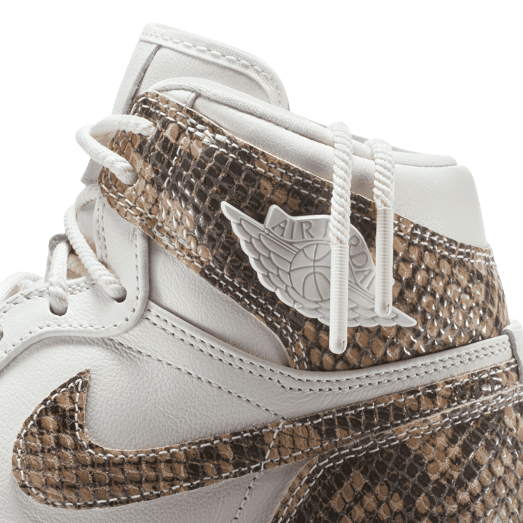 Air Jordan 1 Retro High White Snake (W) Angle 4