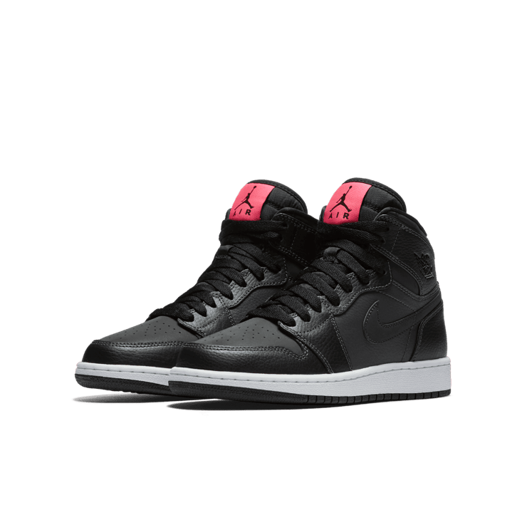 Air Jordan 1 Retro High Anthracite (GS) Angle 2