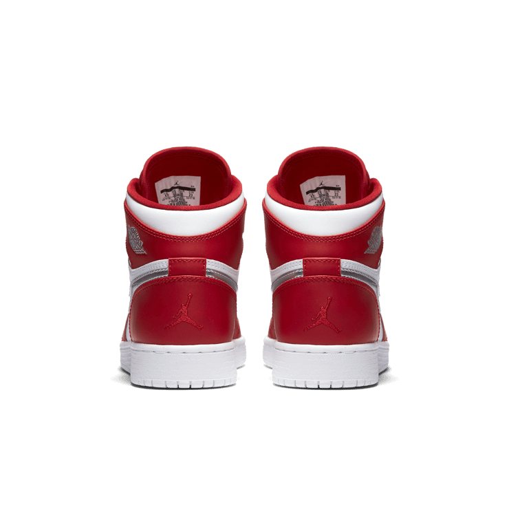 Air Jordan 1 Retro High Silver Medal (GS) Angle 3