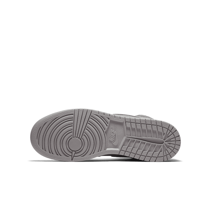 Air Jordan 1 Retro High Grey Suede (GS) Angle 0