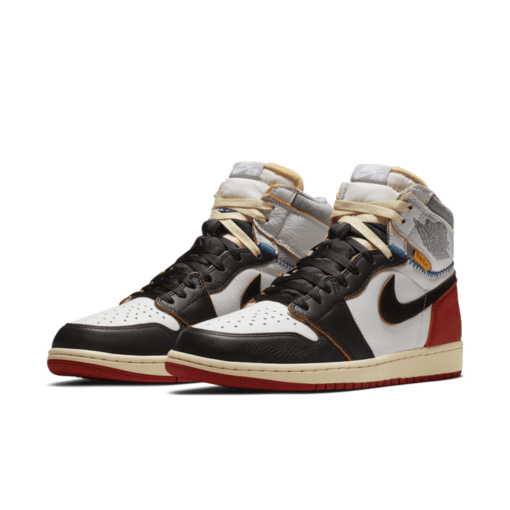 Air Jordan 1 Retro High Union Los Angeles Black Toe Angle 2